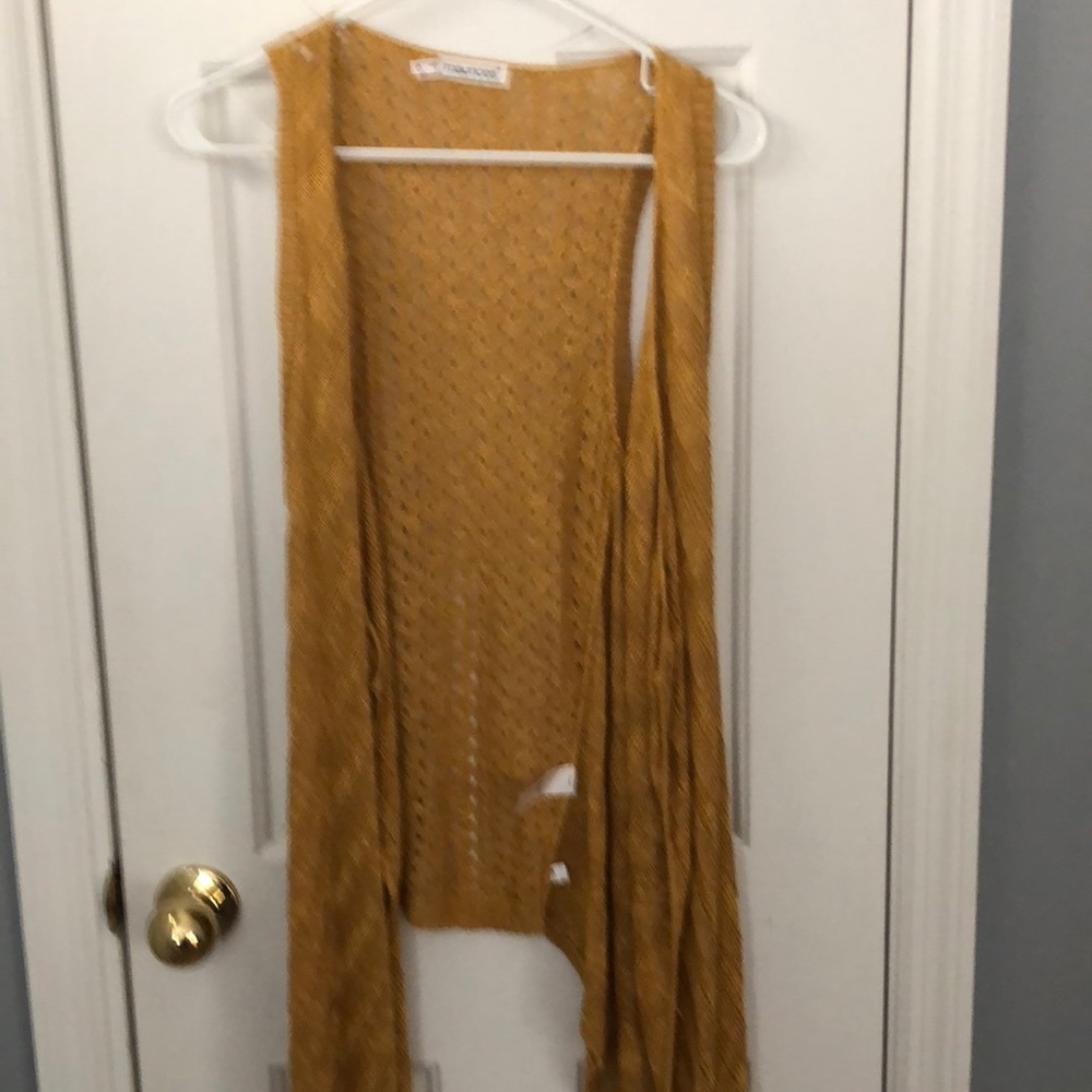 Sweater vest